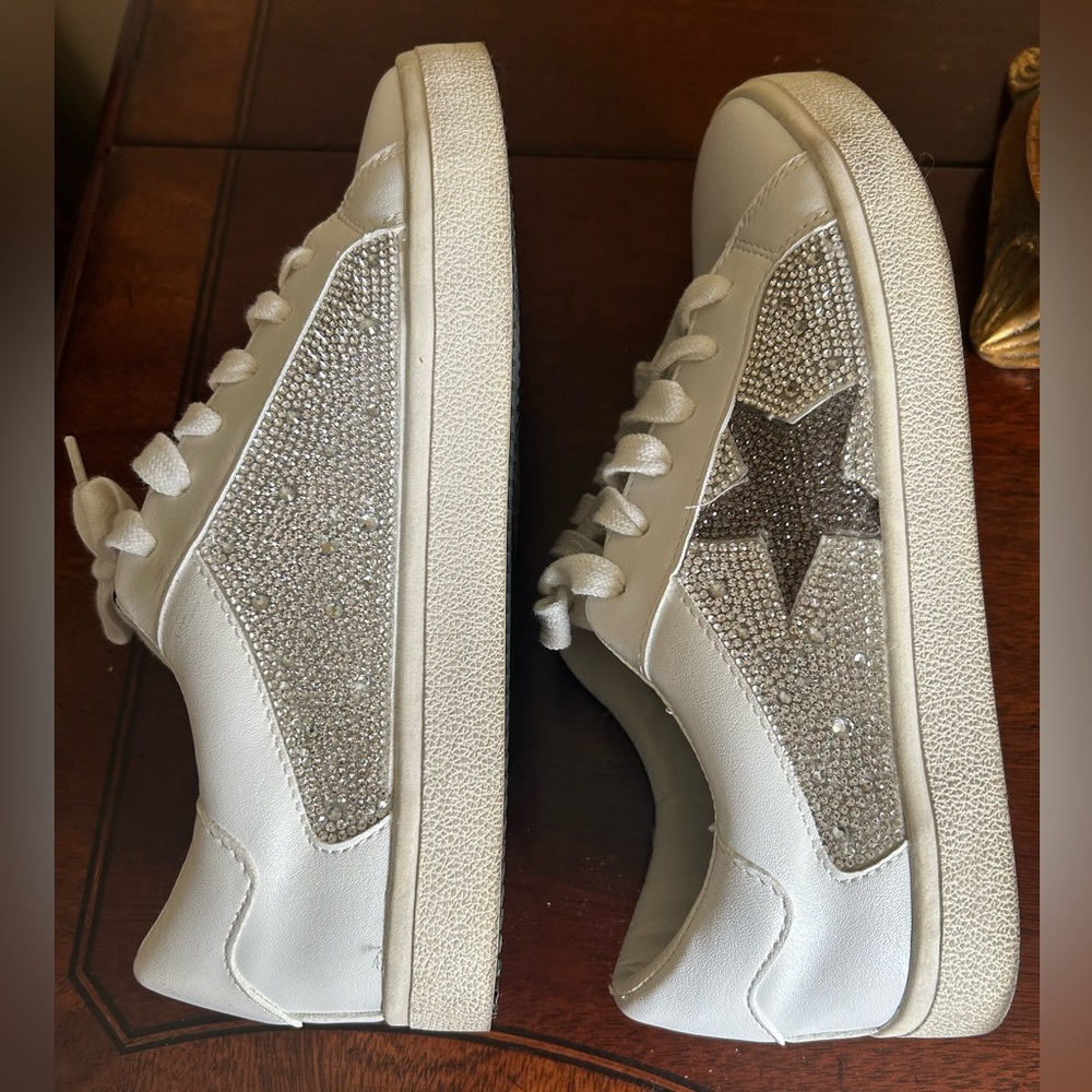 Steve Madden Sneakers